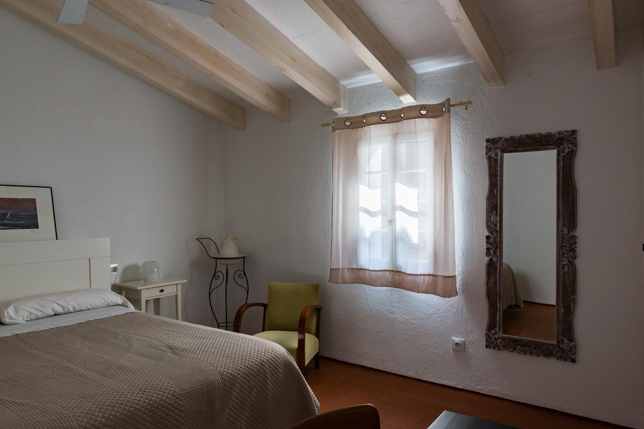 Cal Bisbe Villa Ciutadella  Luaran gambar