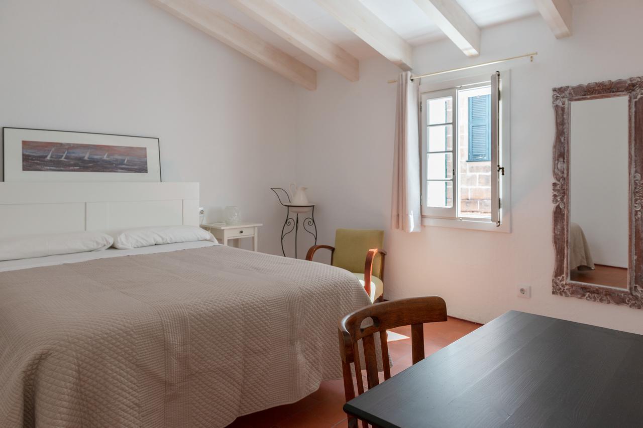Cal Bisbe Villa Ciutadella  Luaran gambar