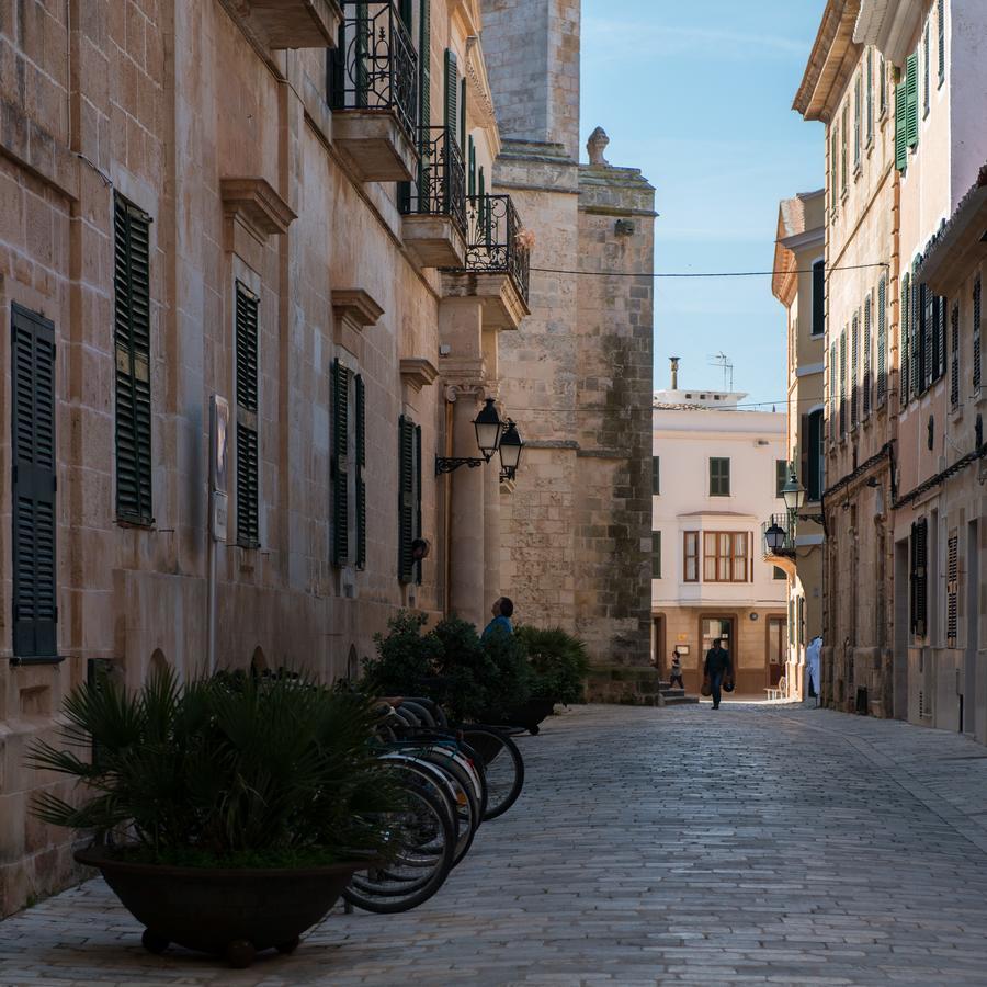 Cal Bisbe Villa Ciutadella  Luaran gambar